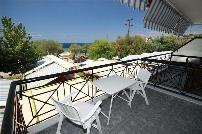 Funbeach Rooms Неос-Мармарас Экстерьер фото